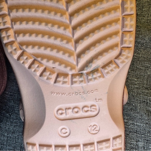 Pink rose glitter kids crocs EUC - Picture 4 of 10